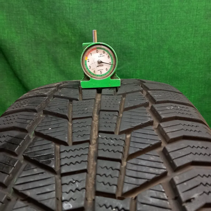 Gislaved Euro Frost 6 225/50 R17 98V invernale usato