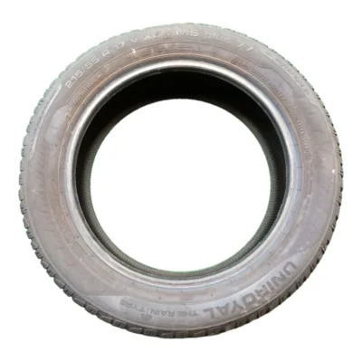 Uniroyal MS plus 77 215/55 R17 98V invernale usato