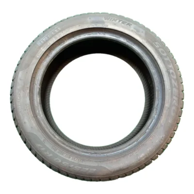 Pirelli Winter Sottozero 3 AO 225/50 R17 usato