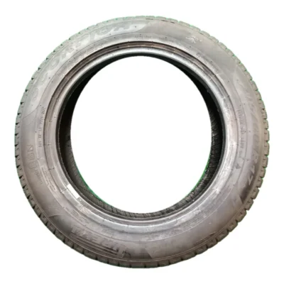 Pirelli Scorpion Winter TM 215/60 R17 usato