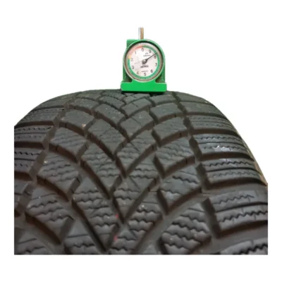 Bridgestone Blizzak LM005 205/45 R17 88V usato