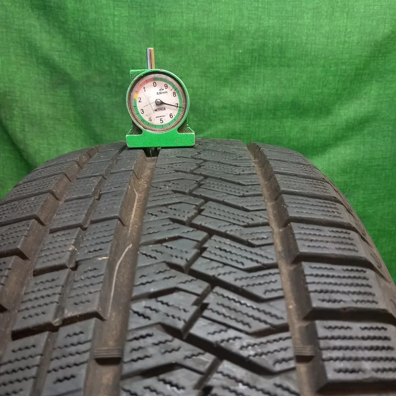 Triangle SNOWLINK TWT02 215/50 R18 96V usato