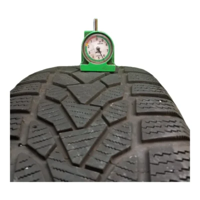 Uniroyal WinterExpert 215/60 R17 96H usato