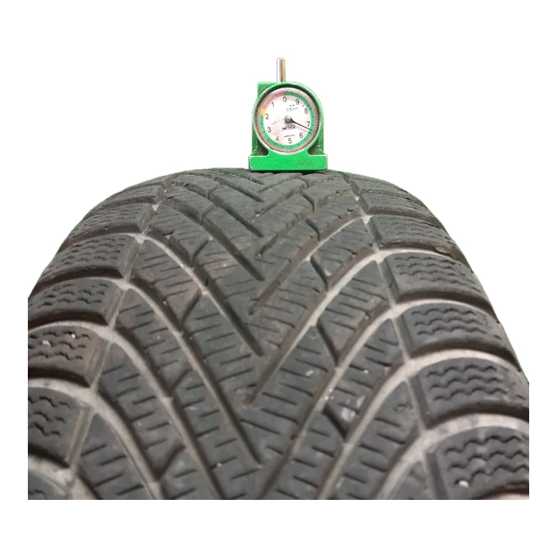 Pirelli Winter Cinturato TM 215/55 R17 98T usato