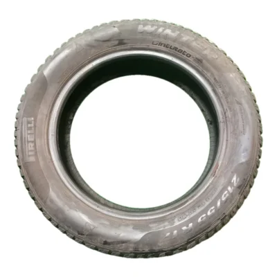 Pirelli Winter Cinturato TM 215/55 R17 98T usato