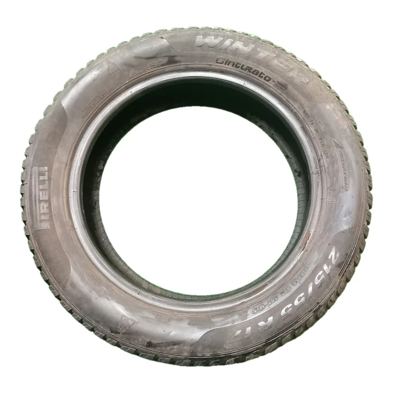 Pirelli Winter Cinturato TM 215/55 R17 98T usato