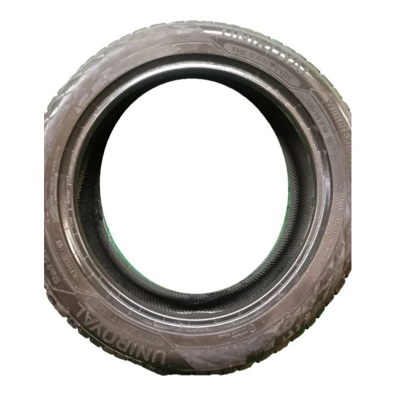 Uniroyal WinterExpert 235/50 R19 usato 7,5mm