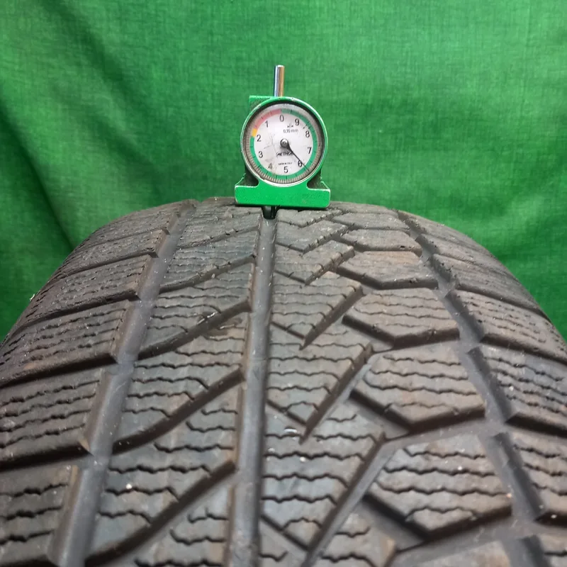 Goodride ZuperSnow Z-507 225/55 R18 usato