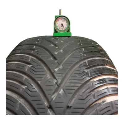 BFGoodrich G-Force Winter 2 235/45 R17 usato