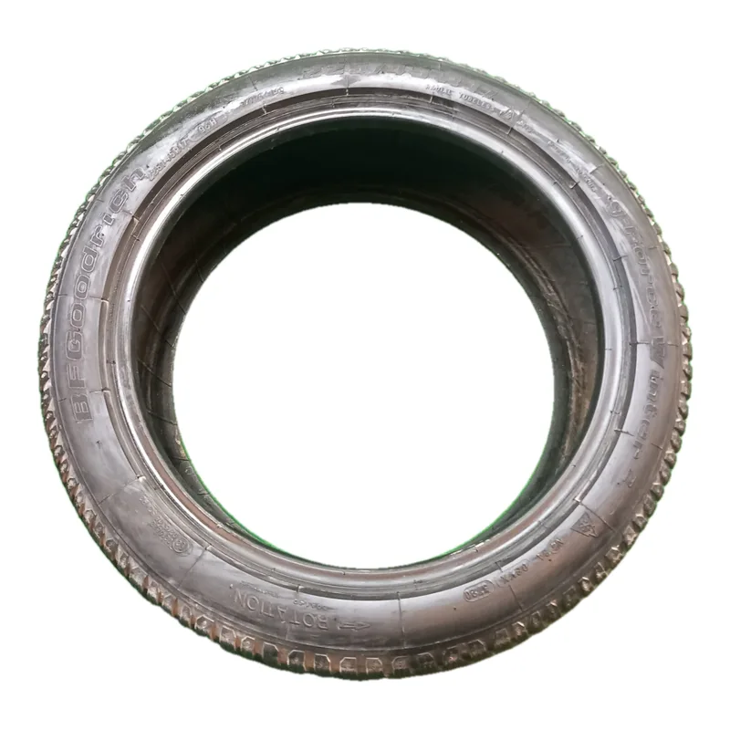 BFGoodrich G-Force Winter 2 235/45 R17 usato
