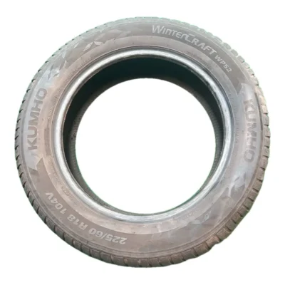 Kumho WINTERCRAFT WP52 225/60 R18 usato