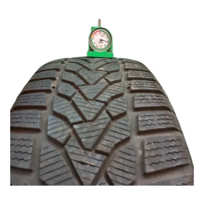 Uniroyal WinterExpert 215/60 R17 96H usato