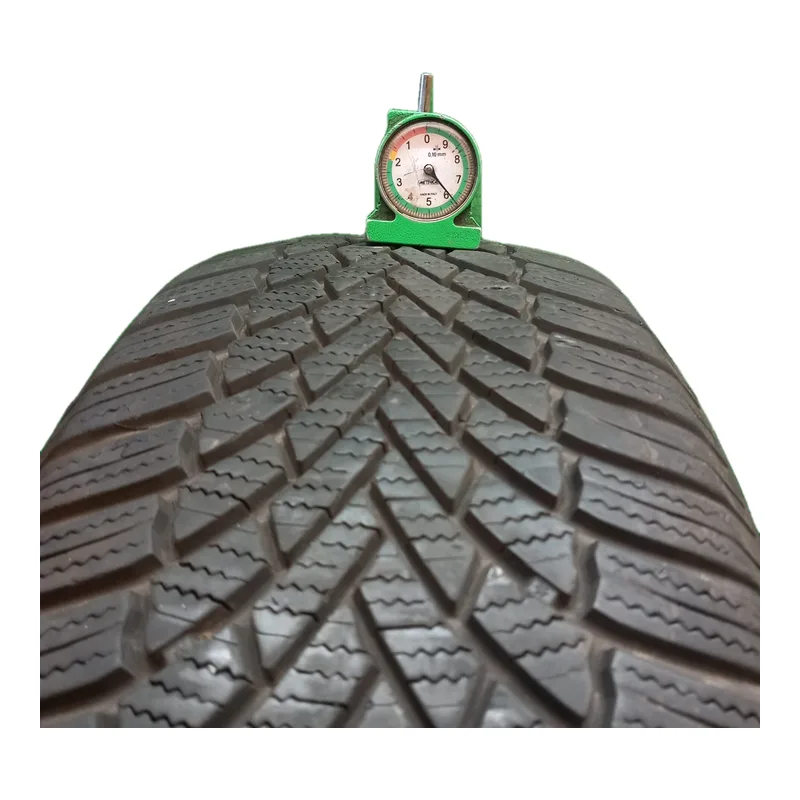 Bridgestone Blizzak LM005 215/60 R17 usati