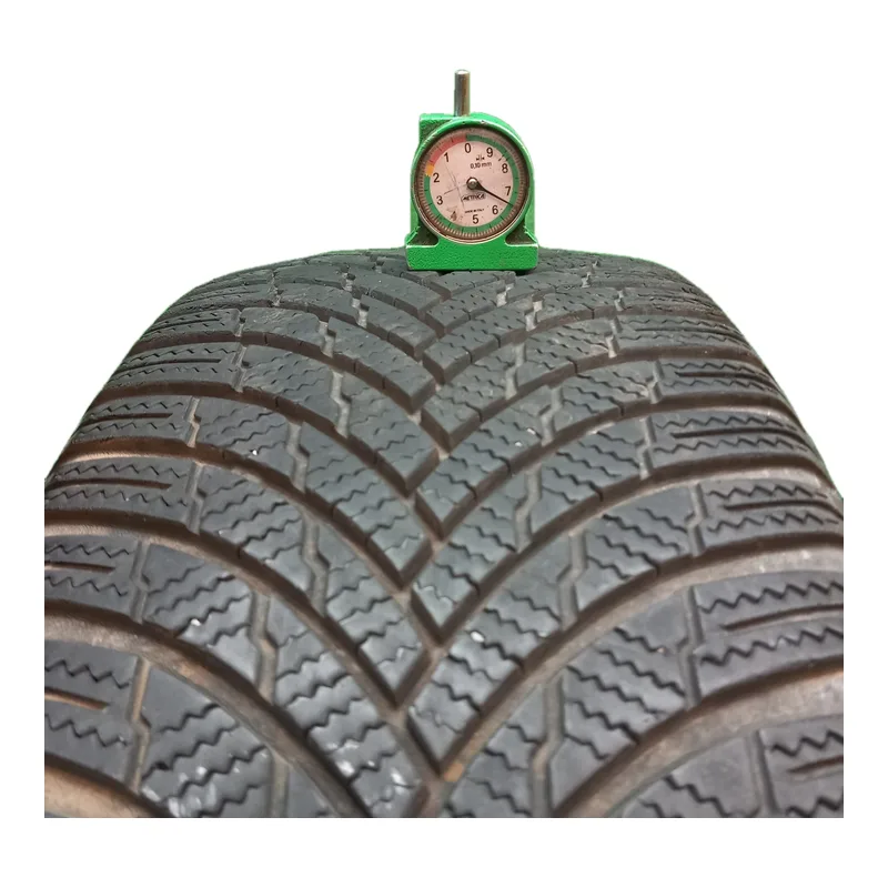 Firestone Winterhawk 4 215/55 R18 99V usato