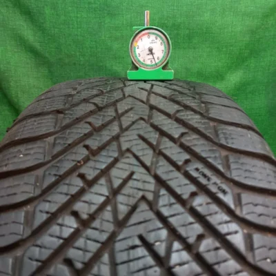 Pirelli Winter 2 Cinturato TM 205/65 R17 usato