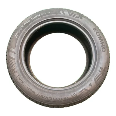 Kumho WINTERCRAFT WS71 SUV 235/55 R18 usato
