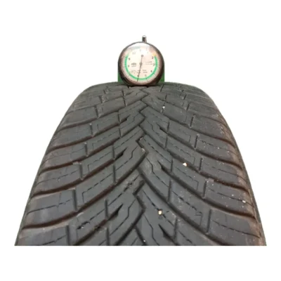 Pirelli POWERGY All Season 175/65 R15 88V usato