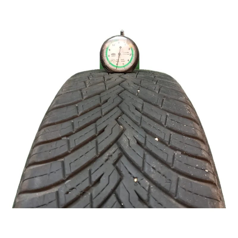 Pirelli POWERGY All Season 175/65 R15 88V usato