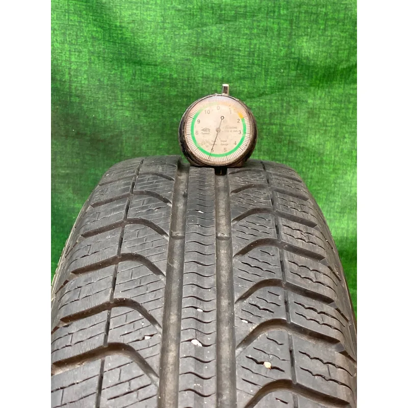 Pirelli Cinturato TM All Season 175/65 R14 usato