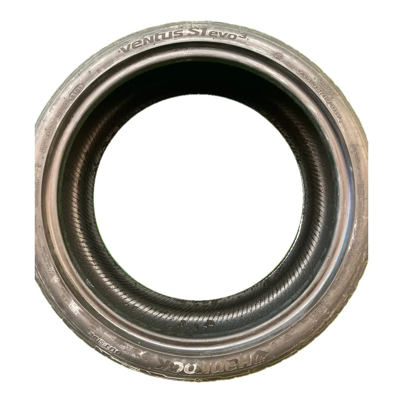 Hankook Ventus S1 evo3 235/35 R19 91Y usato