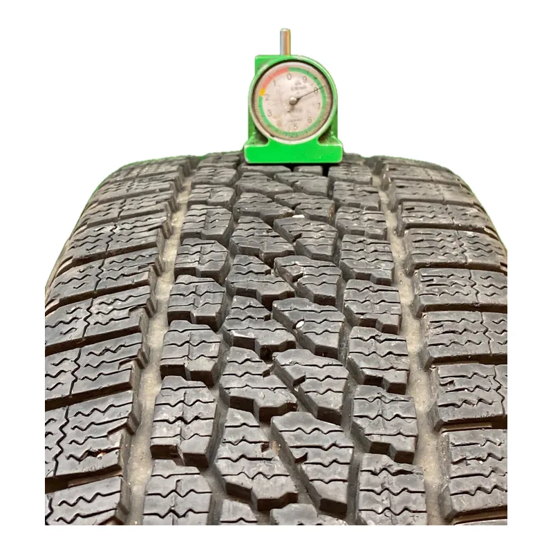 Firestone Vanhawk 2 Winter Evo 215/65 R16C usato