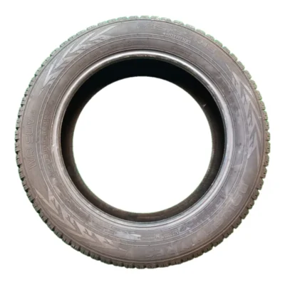 Nokian Tyres WR SUV 4 235/55 R18 104H usato