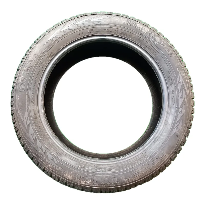 Nokian Tyres WR SUV 4 235/55 R18 104H usato