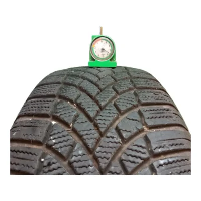 Bridgestone Blizzak LM005 205/55 R16 91H usato