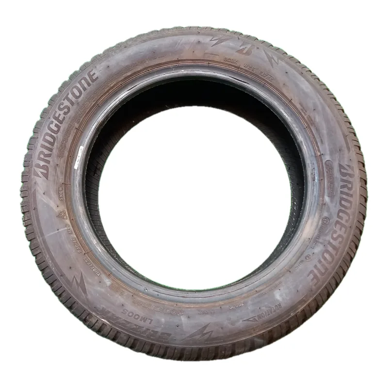 Bridgestone Blizzak LM005 205/55 R16 91H usato