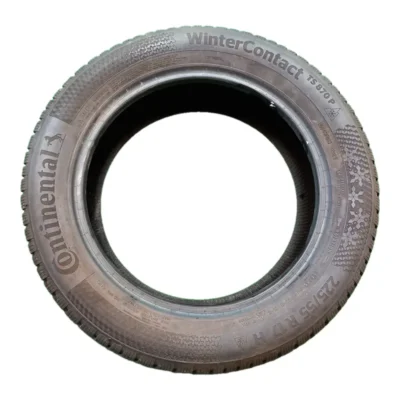Continental WinterContact TS 870 P 225/55 R17 usato