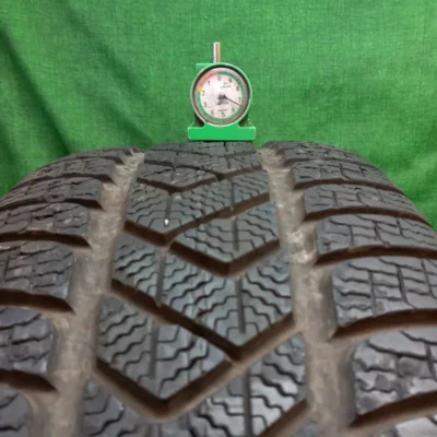 Pirelli Winter Sottozero 3 245/45 R19 98W usato