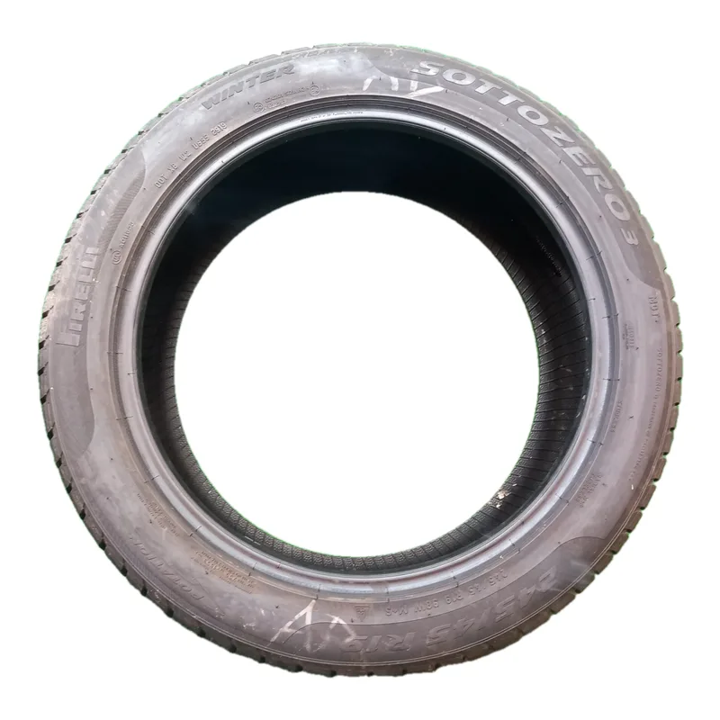 Pirelli Winter Sottozero 3 245/45 R19 98W usato