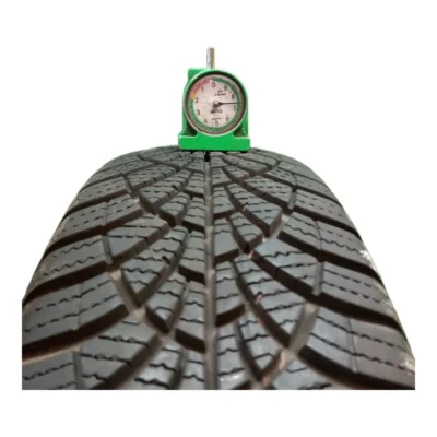 Goodyear UltraGrip 9+ 175/65 R15 usato