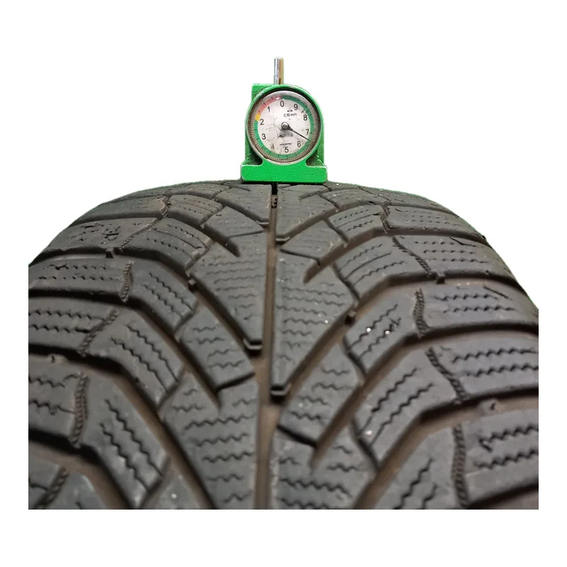 Kumho Wintercraft WP52 215/55 R17 98V usato