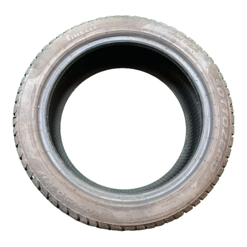 Pirelli Winter Sottozero 3 205/50 R17 93V usato