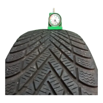 Pirelli Winter Cinturato TM 205/55 R16 91H usato