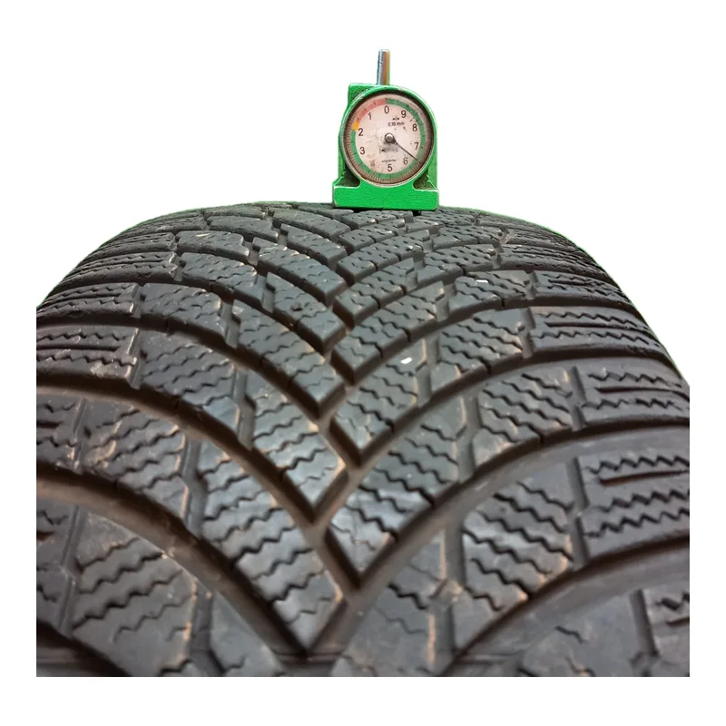 Firestone Winterhawk 4 225/50 R18 99V usato