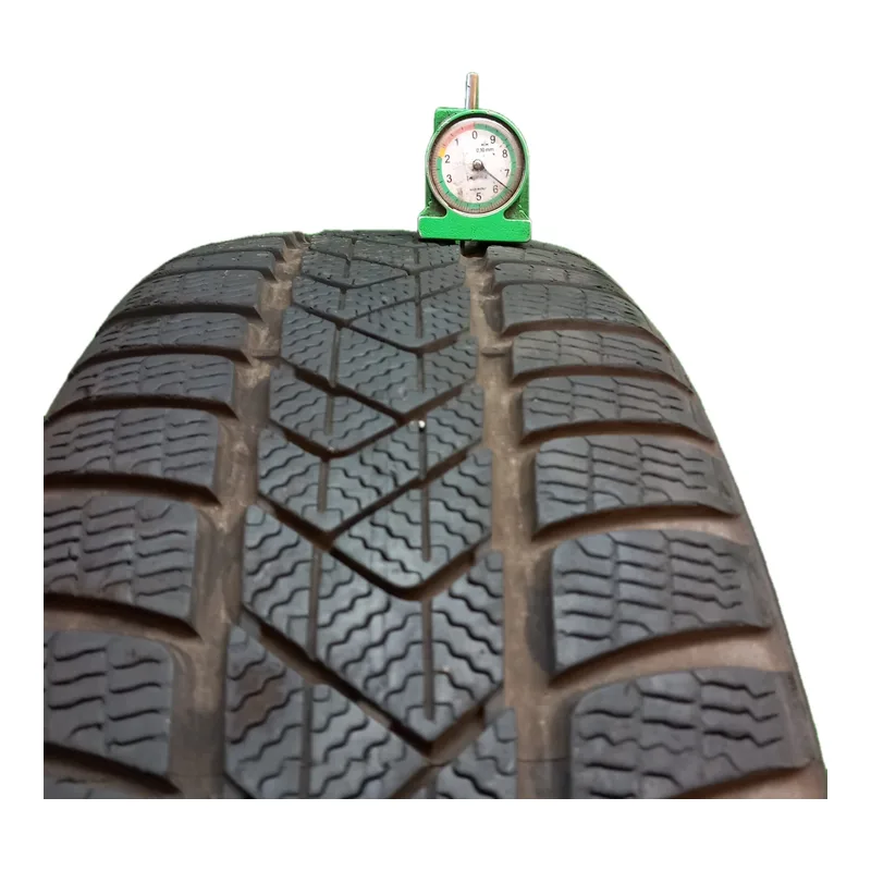 Pirelli Winter Sottozero 3 215/50 R18 92V usato