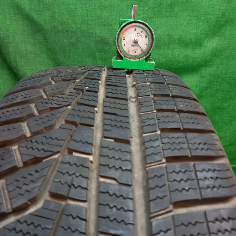 Hankook Winter i*cept evo2 205/60 R16 96H usato