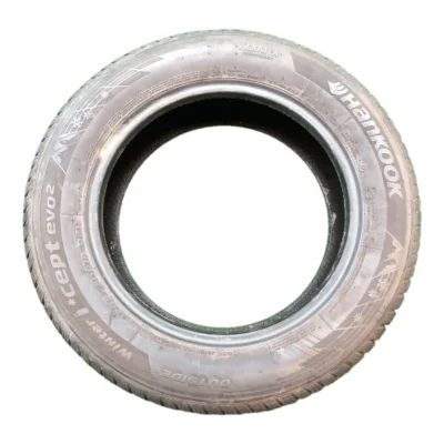 Hankook Winter i*cept evo2 205/60 R16 96H usato