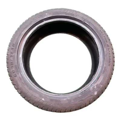 Goodyear Vector 4 Seasons GEN-2 225/45 R17 usato
