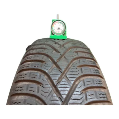 Kleber Krisalp HP3 175/65 R15 84T invernale usato