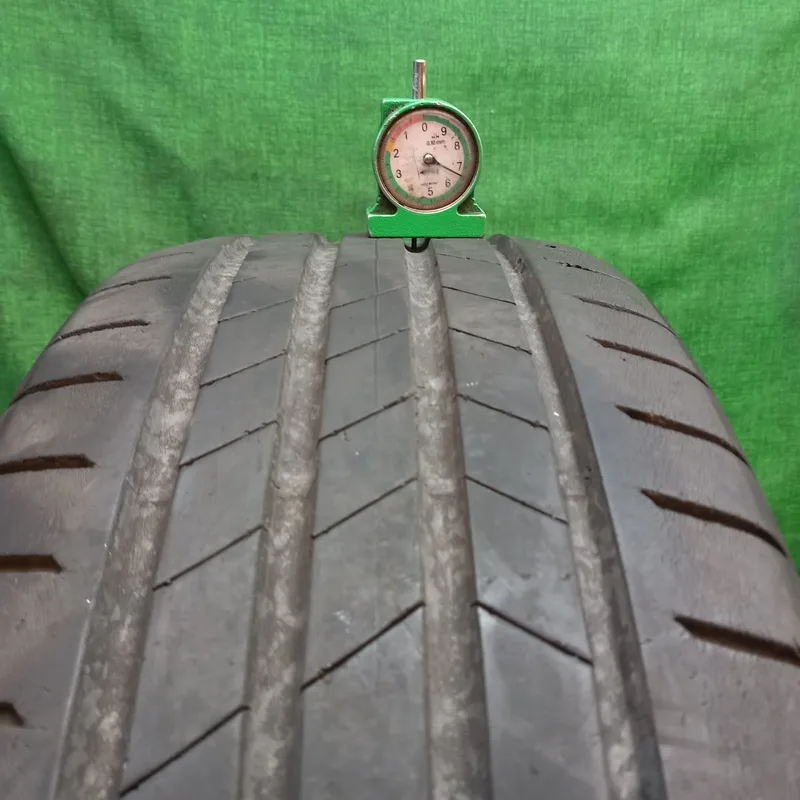 Bridgestone Turanza T005 215/55 R17 94V usato