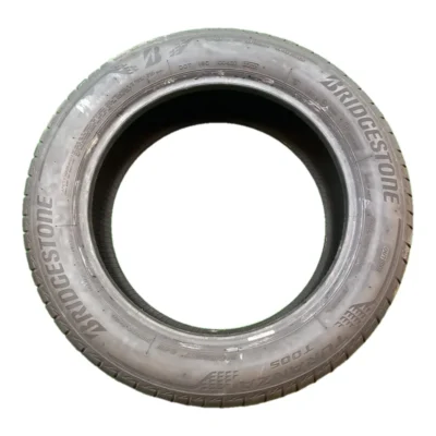 Bridgestone Turanza T005 215/55 R17 94V usato