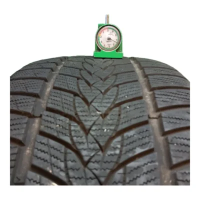Minerva FROSTRACK UHP 255/35 R20 97V usato