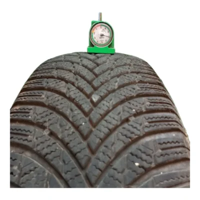 Firestone Winterhawks 4 225/65 R17 106H usato