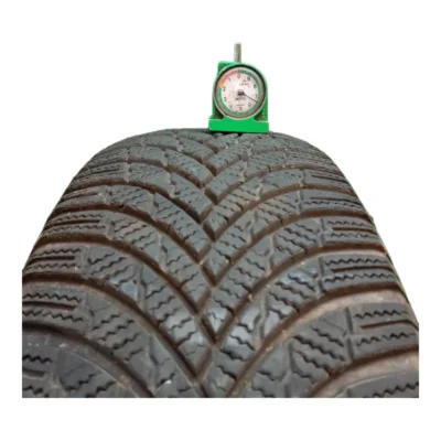 Firestone Winterhawk 4 225/65 R17 106H usato