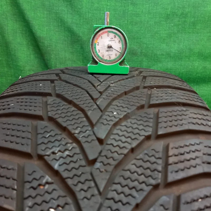 Nexen WINGUARD Sport 2 235/45 R18 98V invernale usato