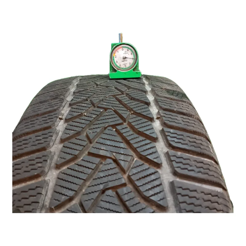 Uniroyal WinterExpert 225/45 R17 94V usato