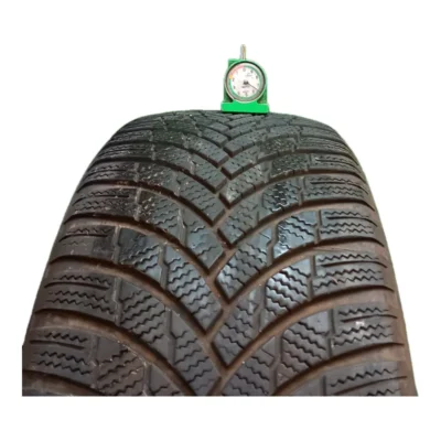 Firestone WINTERHAWK 4 225/50 R18 99V usato